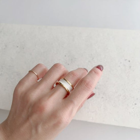 gold bobbin † white